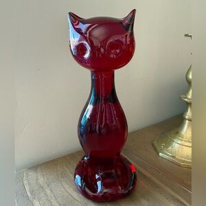 Vintage Viking Glass Epic Cat Figurine in Ruby Red Glass MCM 1960s 6.25” EUC